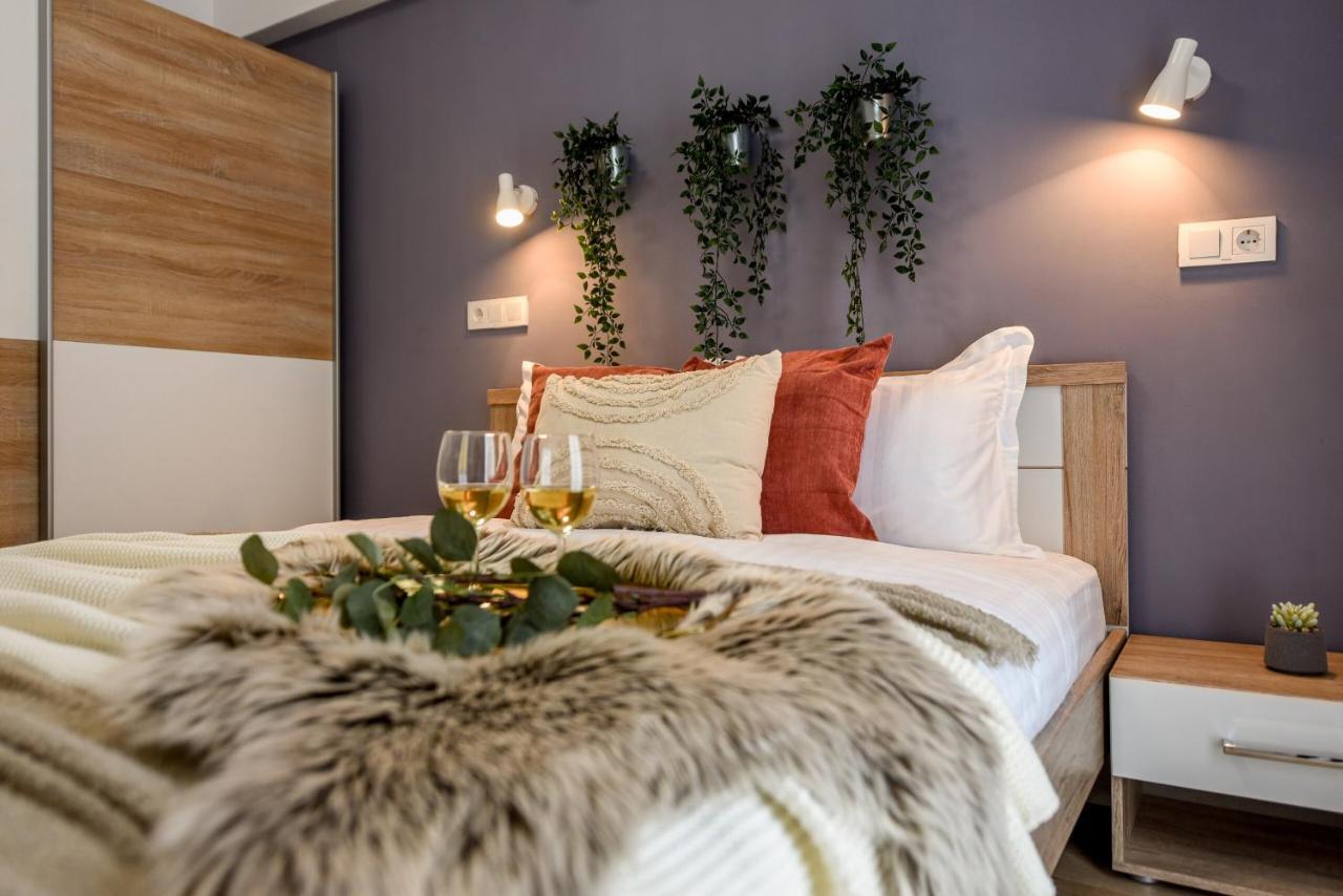 Perfect Stay: Urban Heaven In Aviatiei Business Area Bukares Ruang foto