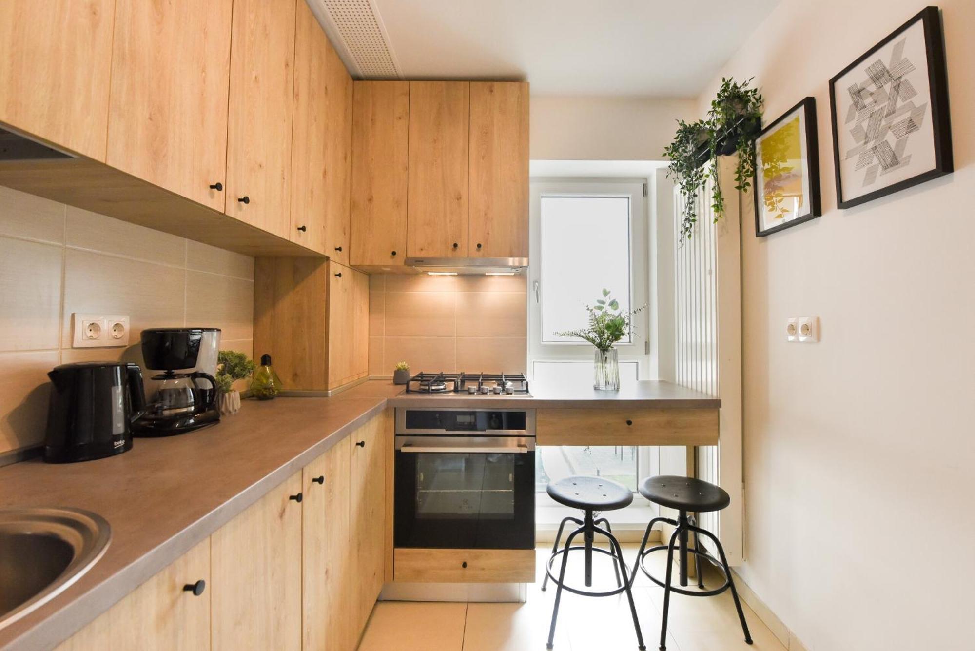 Perfect Stay: Urban Heaven In Aviatiei Business Area Bukares Ruang foto