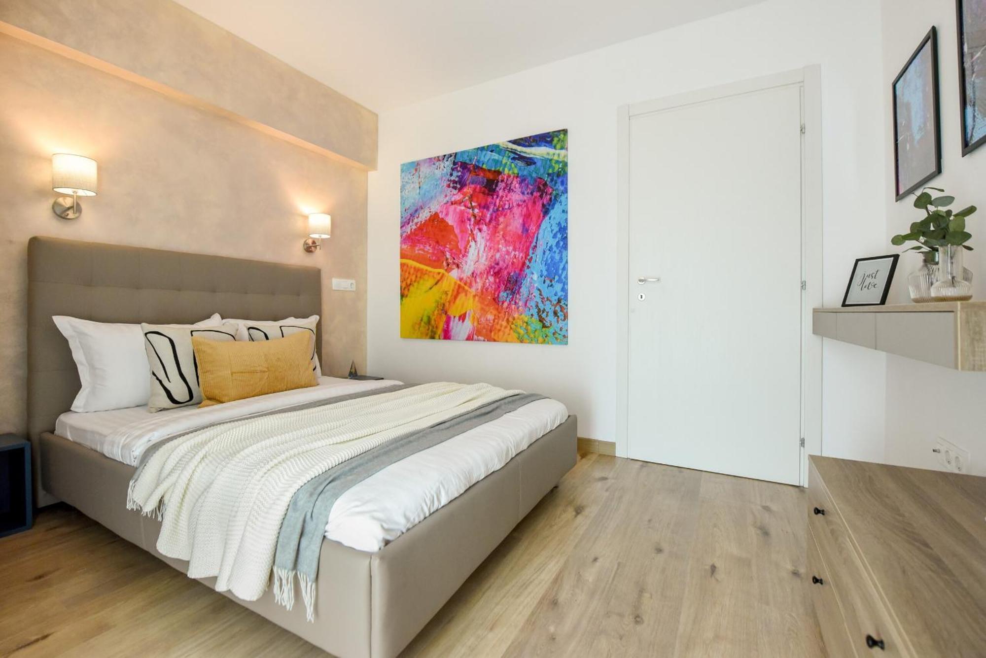 Perfect Stay: Urban Heaven In Aviatiei Business Area Bukares Ruang foto